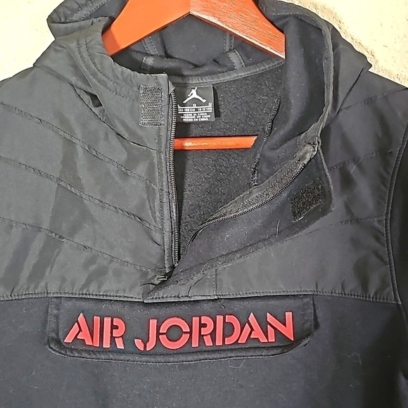 AIR Jordan Hoodie. - Picture 3 of 6